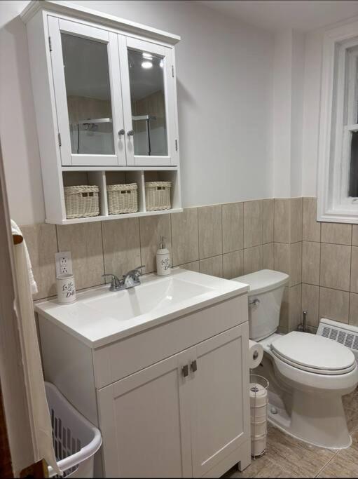 Cozy Spacious Work Friendly Lotus With Garden View High Speed Free Wi Fi And Parking Adjacent To Downtown Montreal Bagian luar foto