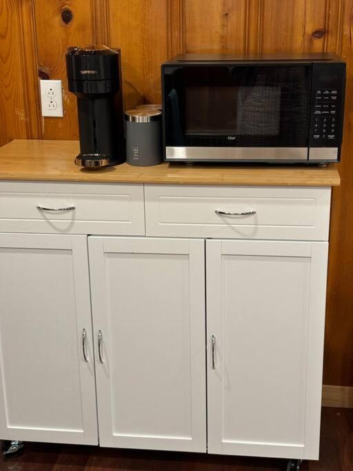 Cozy Spacious Work Friendly Lotus With Garden View High Speed Free Wi Fi And Parking Adjacent To Downtown Montreal Bagian luar foto