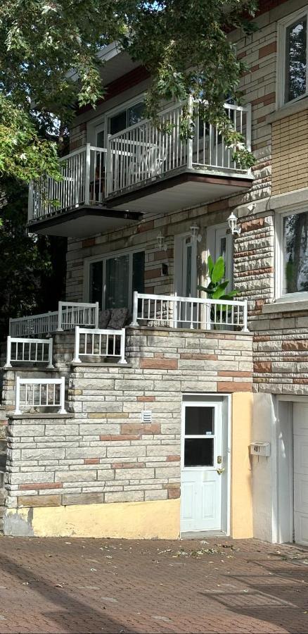 Cozy Spacious Work Friendly Lotus With Garden View High Speed Free Wi Fi And Parking Adjacent To Downtown Montreal Bagian luar foto