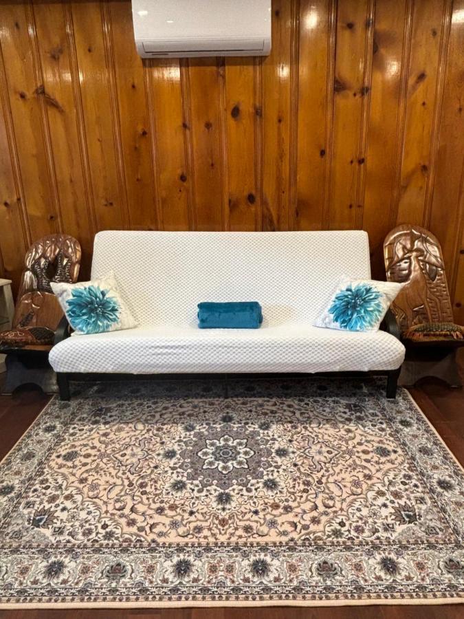 Cozy Spacious Work Friendly Lotus With Garden View High Speed Free Wi Fi And Parking Adjacent To Downtown Montreal Bagian luar foto